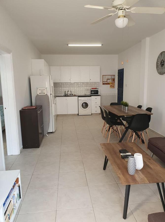 Central Gem - 10 Min Walk To The Sea, Harbor And Mall Paphos Exterior foto